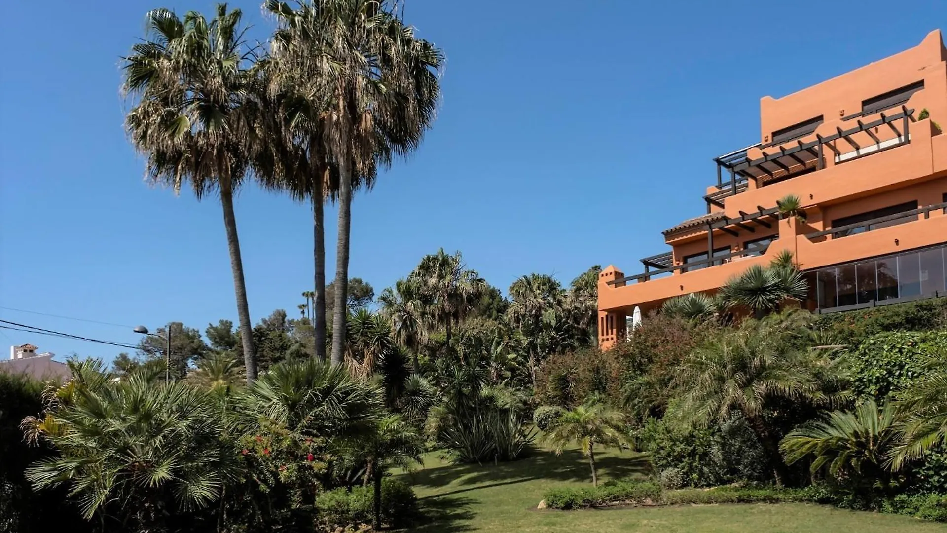 Apartment Bougainvillea Bay Estepona & Parking