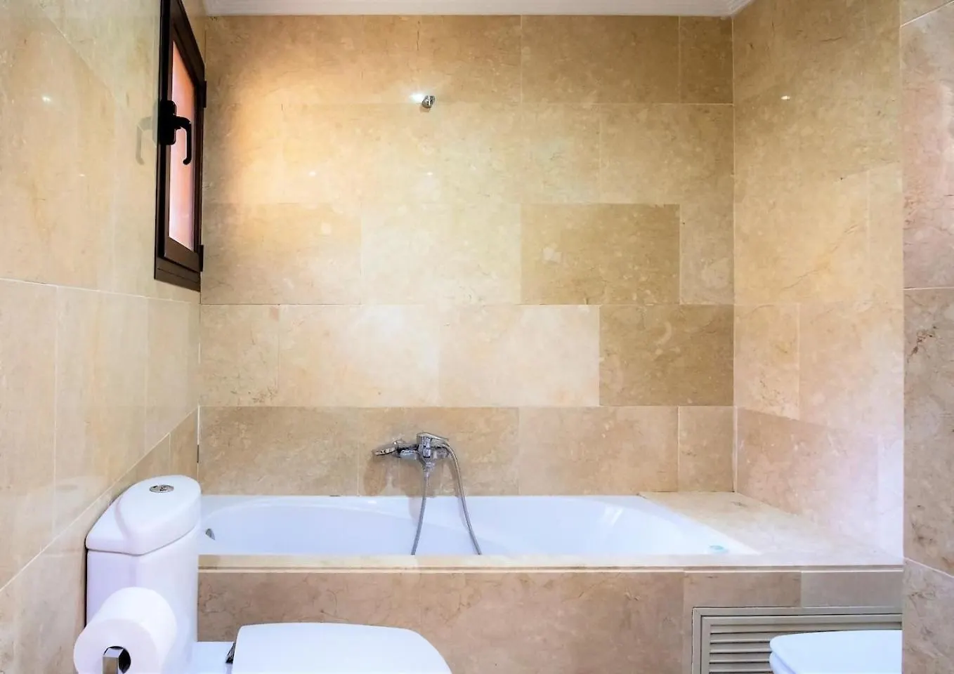 Apartment Bougainvillea Bay Estepona & Parking
