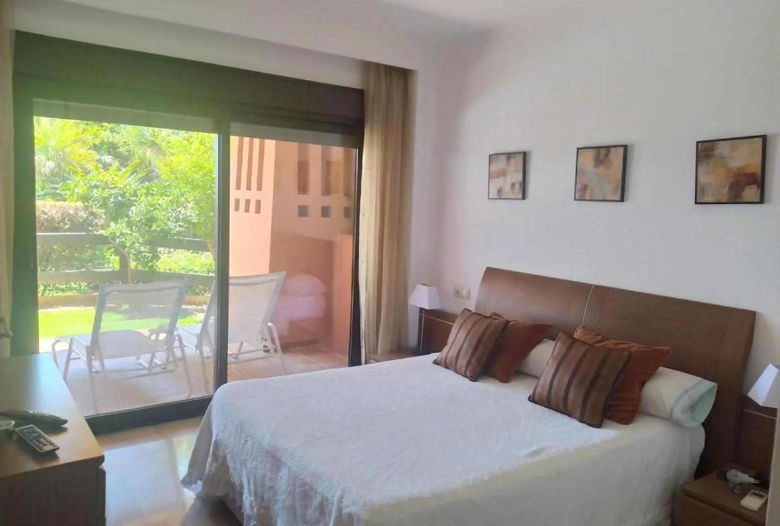 Bougainvillea Bay Estepona & Parking Spain
